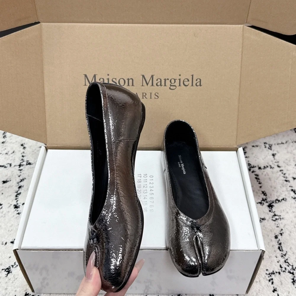 Maison Martin Margiela Metallic Bronze Tabi Leather Flats